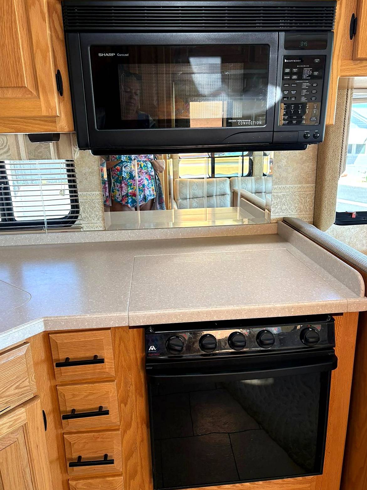 Kitchen appliances